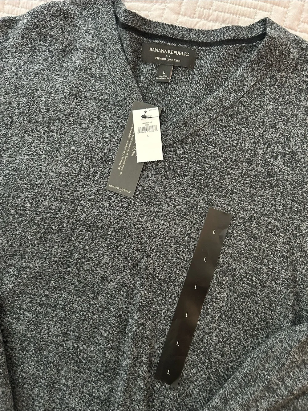 Banana Republic Men's V-Neck Sweater - Charcoal Heather